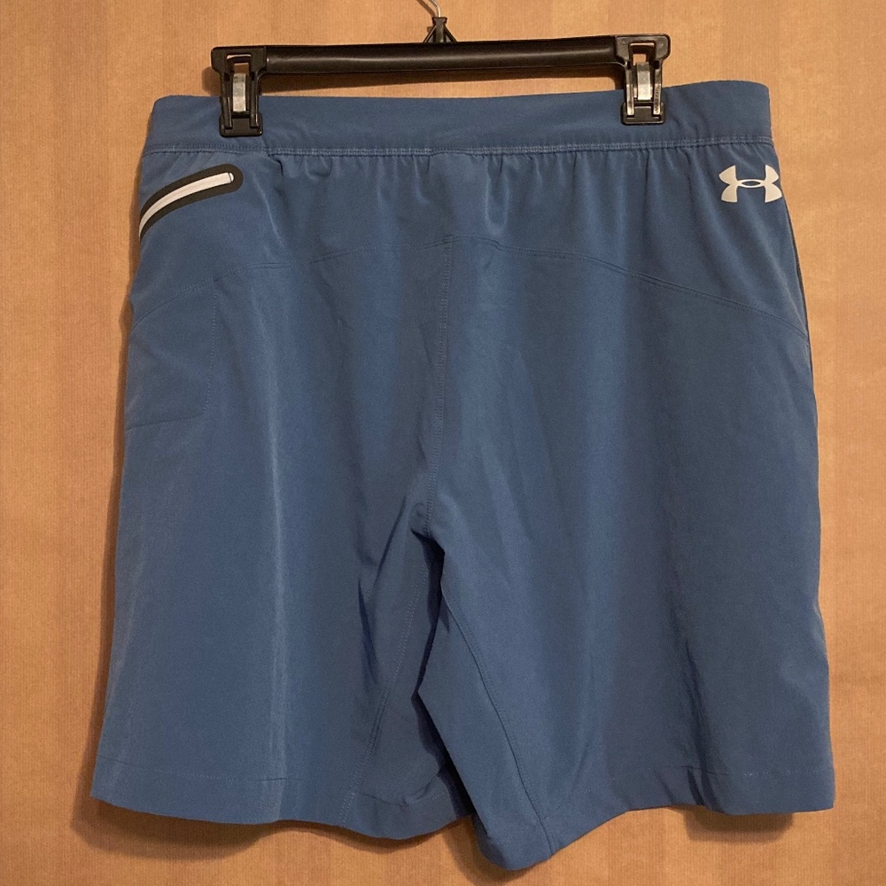 Under Armor shorts size large